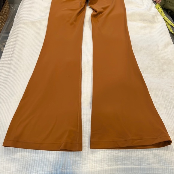 Lululemon Align High Waisted Flare - 4 - Picture 11 of 15